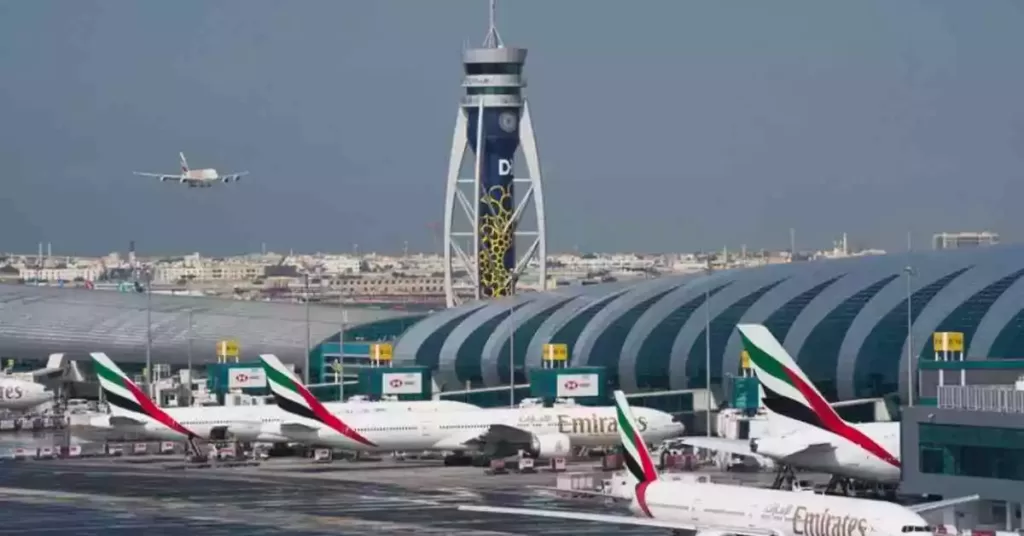  Dubai International Airport 